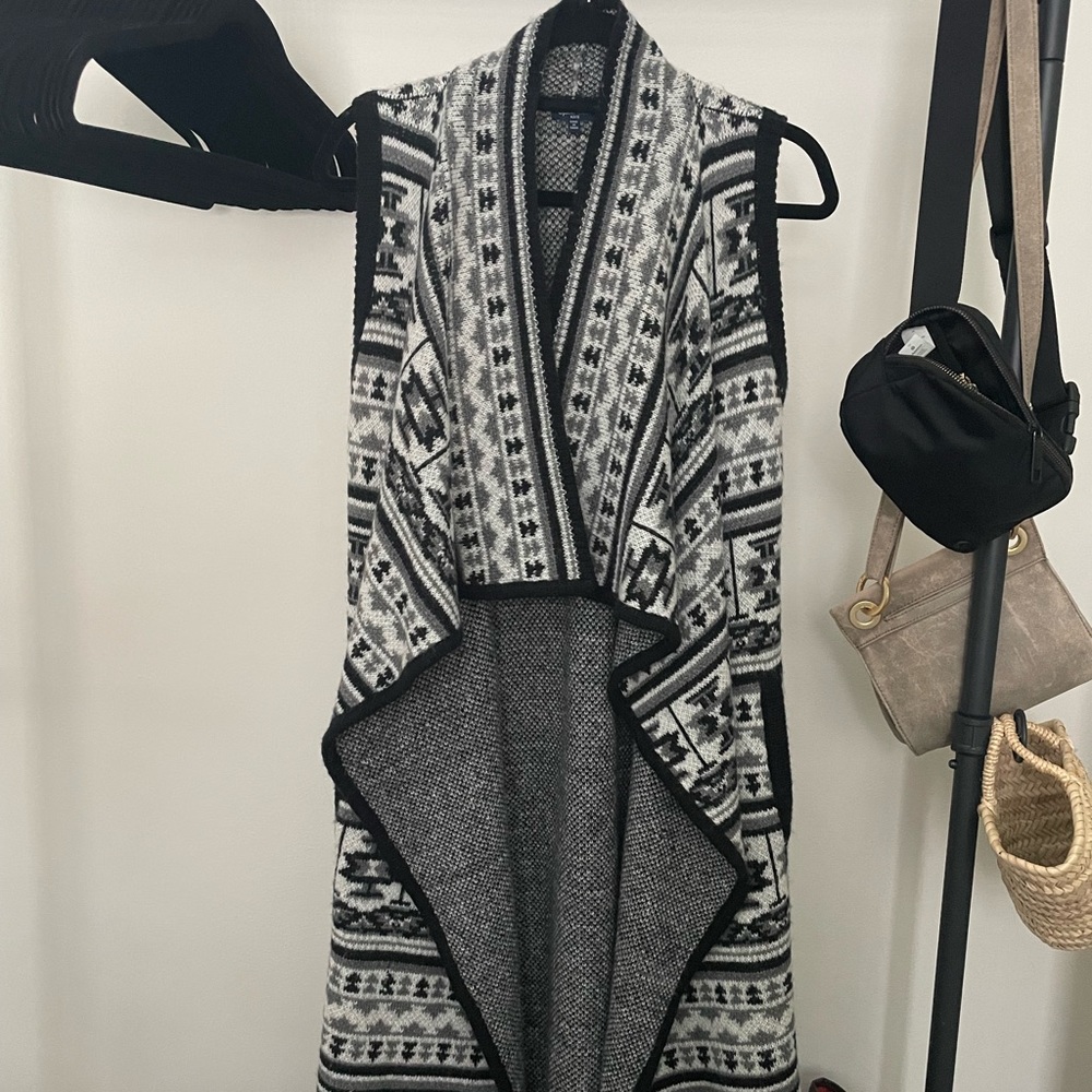 Splendid Knit Vest in XS/S
